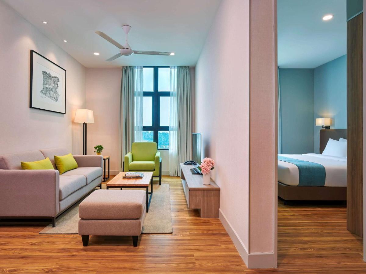 Mercure Living 푸트라자야 외부 사진 A typical one-bedroom suite at the hotel