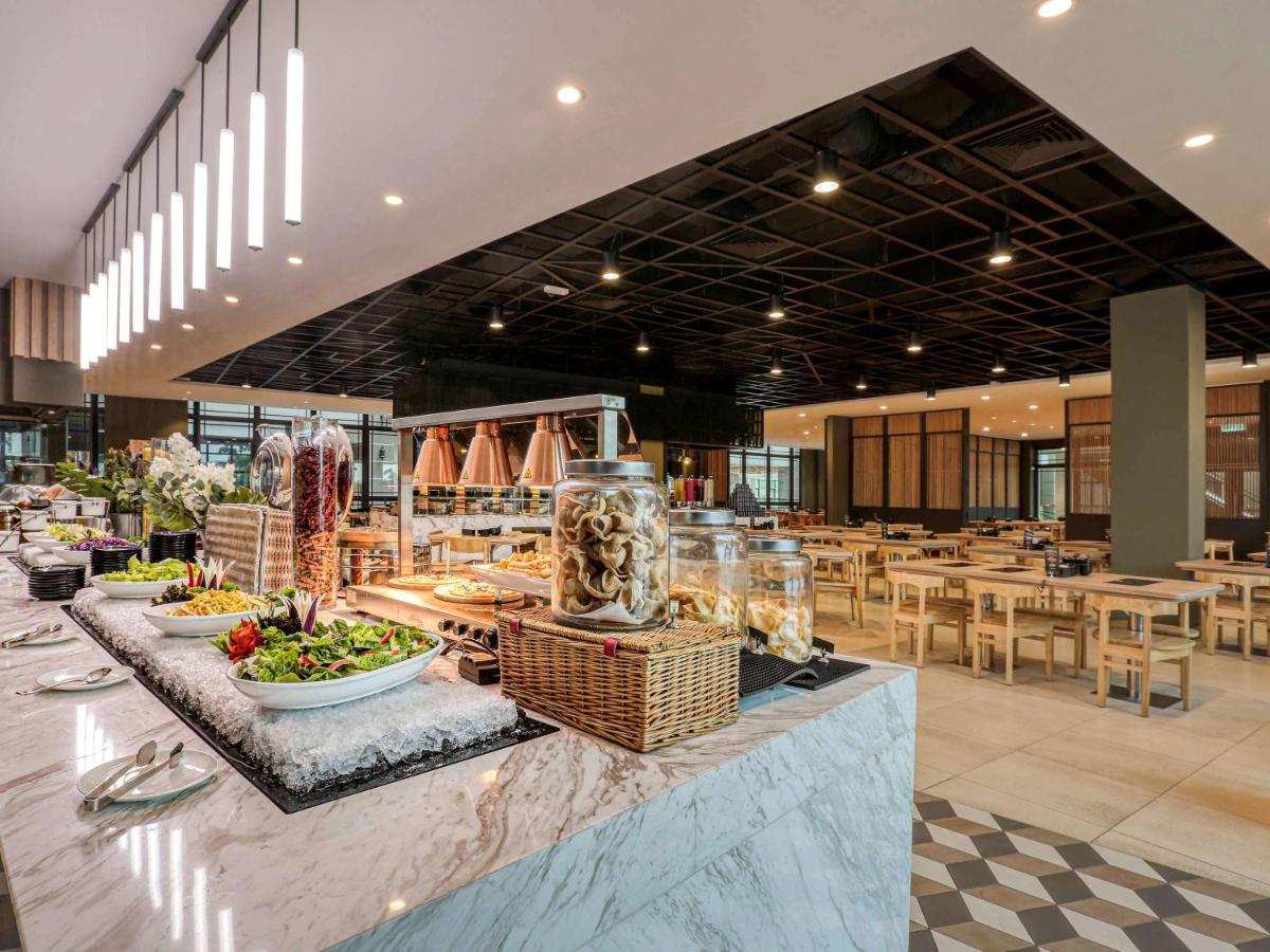 Mercure Living 푸트라자야 외부 사진 The buffet at the hotel