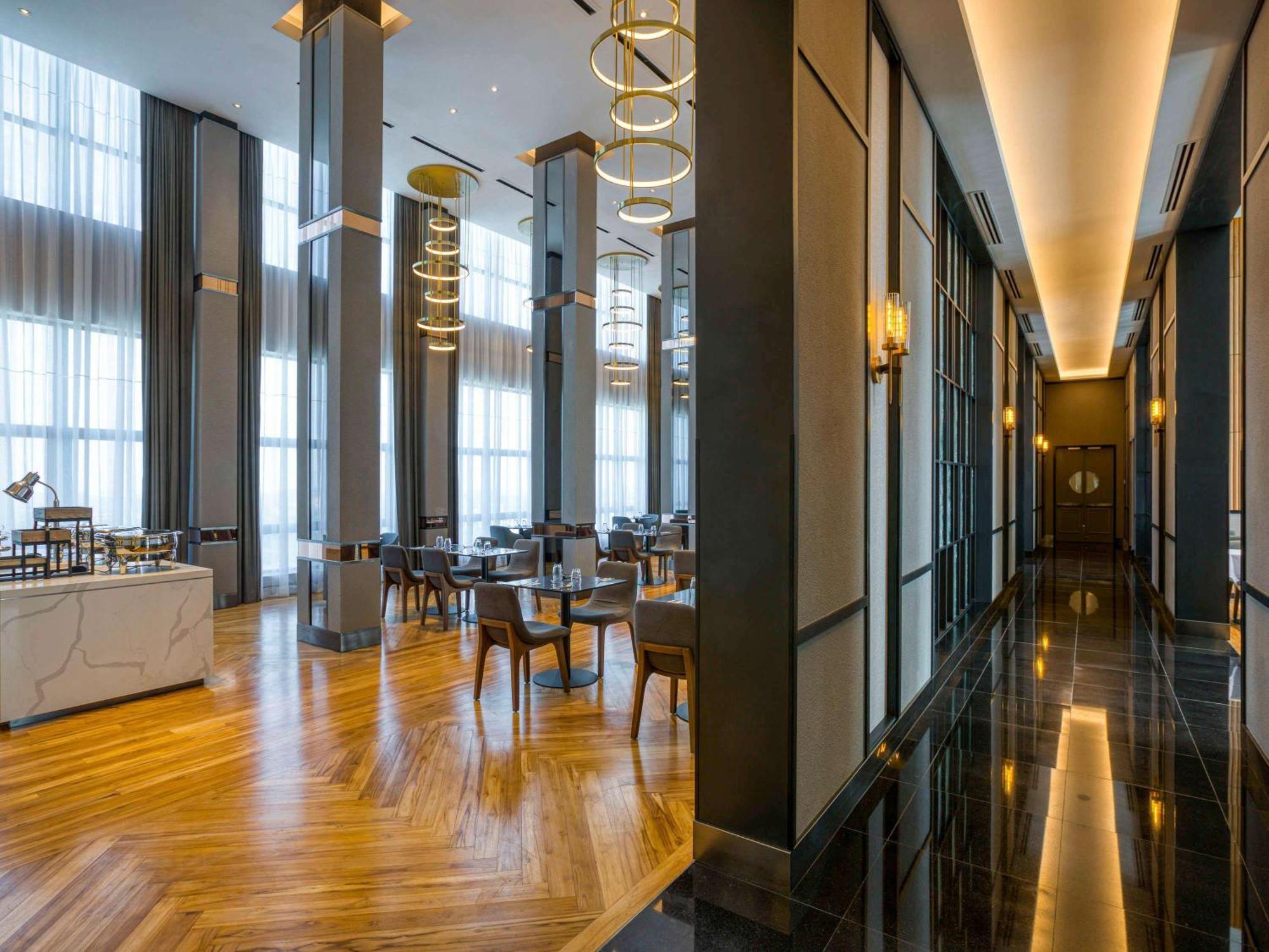 Mercure Living 푸트라자야 외부 사진 The Lounge at KLIA